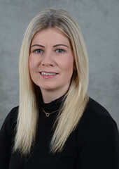 Miss K Deane