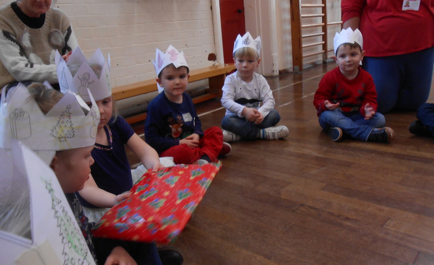 Image of Pass the parcel