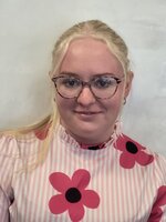 Miss Heather Gillett