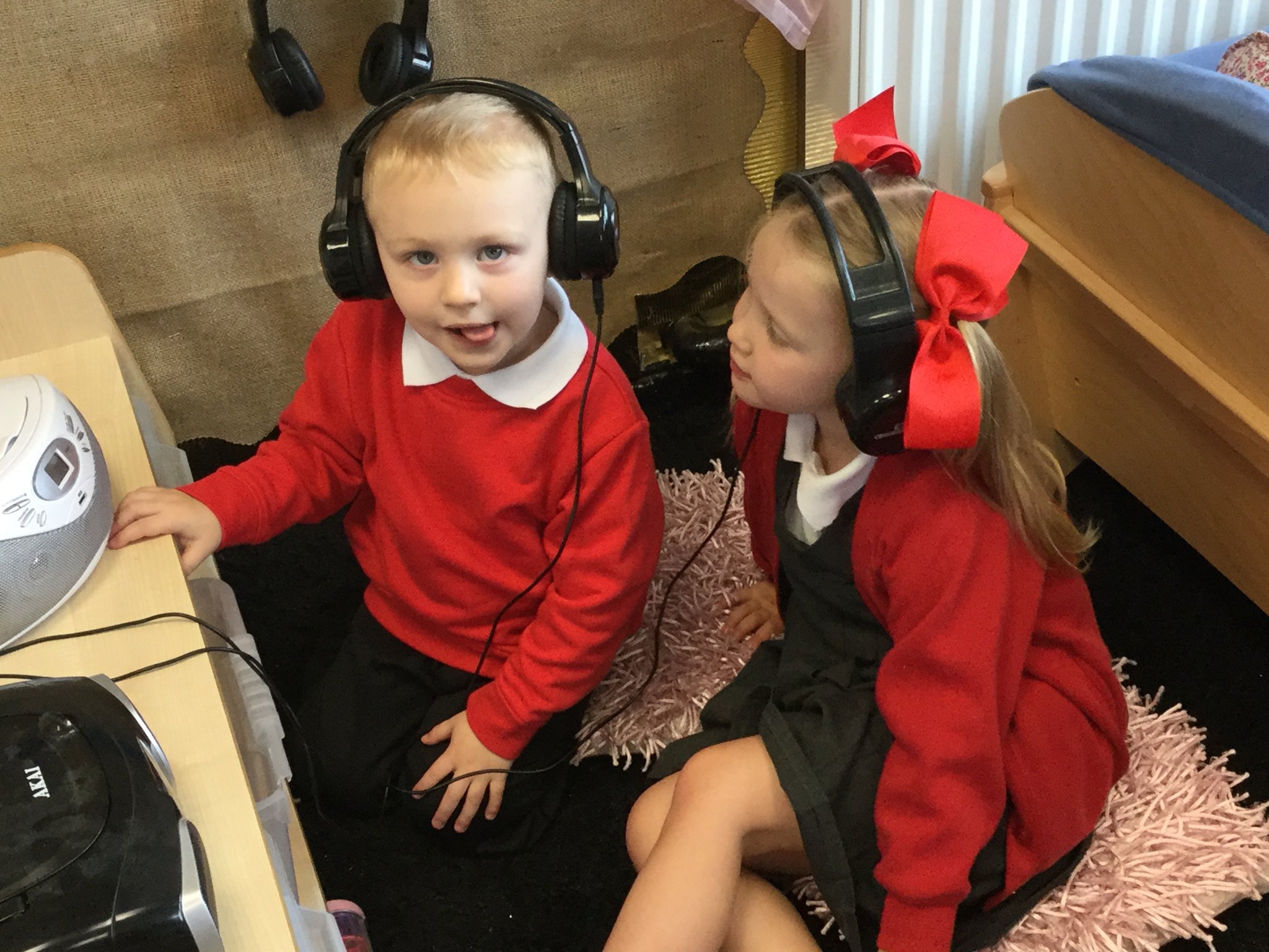 Image of listening