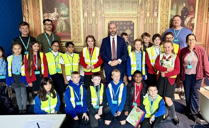 Image of FROGGY NEWS - 26.09.25