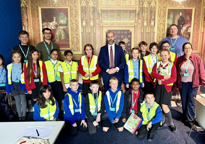 Image of FROGGY NEWS - 26.09.25