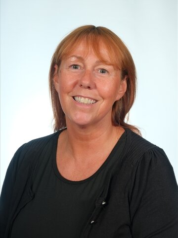 Mrs J Goodall