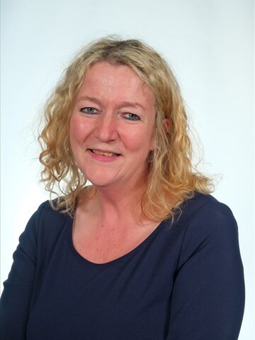 Mrs G Marsh