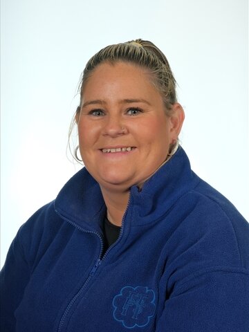 Ms S Nicholson