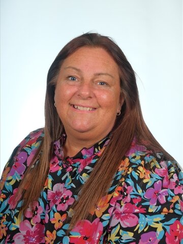 Mrs R Radford