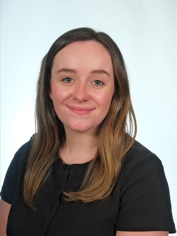 Miss L Scholes