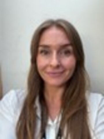 Claire Arnold