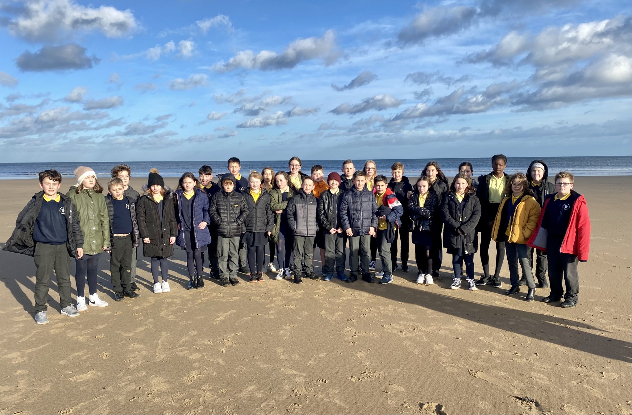 Image of Year 6 take their science to the beach!