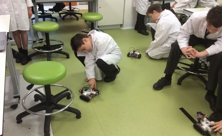 Image of Student Scientists Visit UCLAN