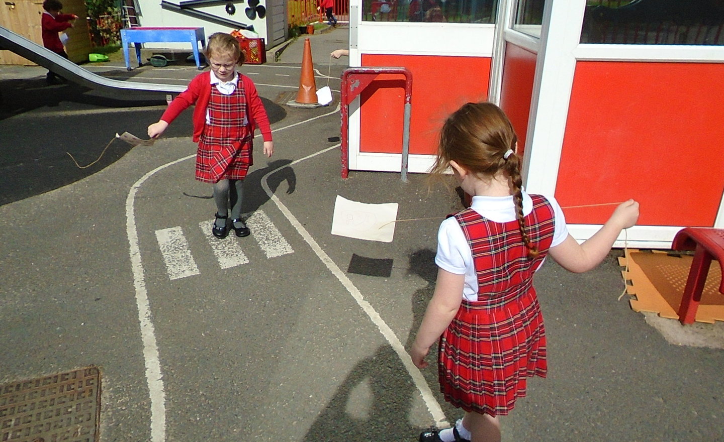 Image of Oak Class learn outdoors