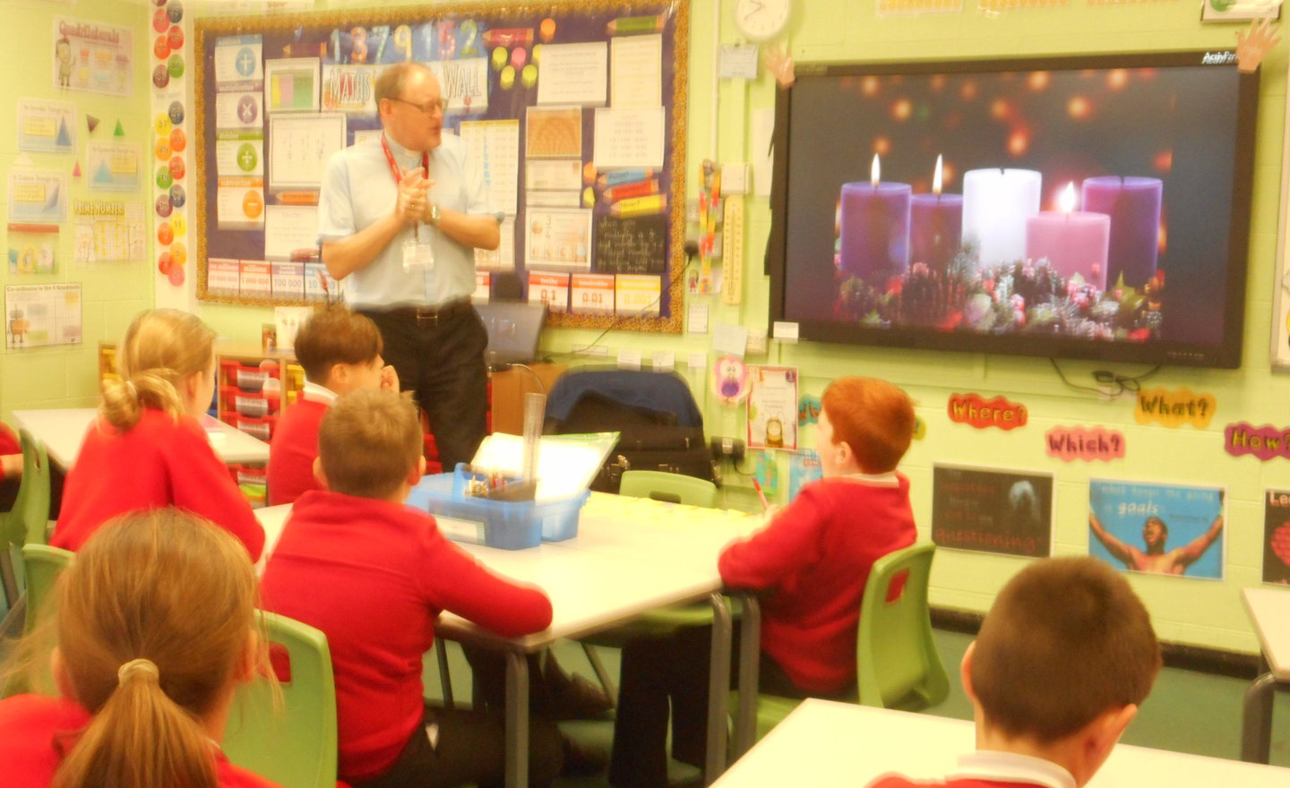 Image of Rev Mashiter's visit to year 6 