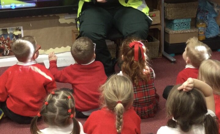 Image of A paramedic comes to visit Reception 