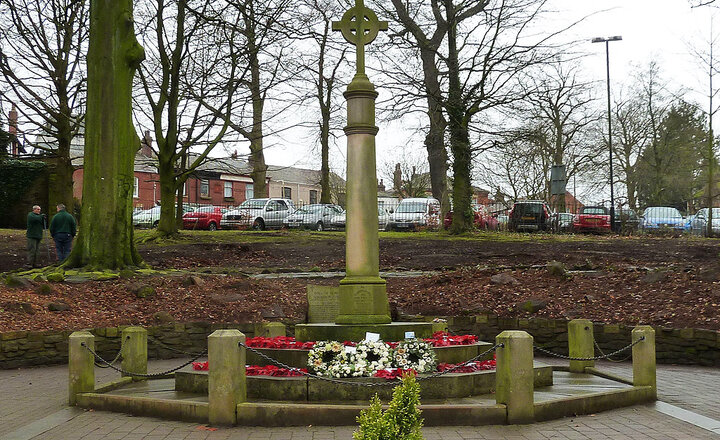 Image of Year 3 at Astley Park Cenotaph