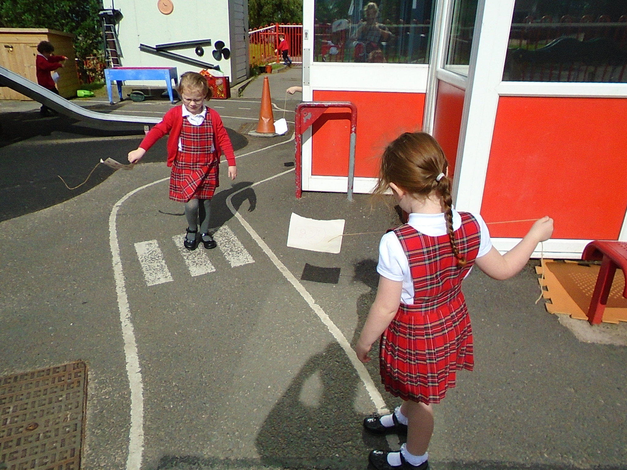 Image of Oak Class learn outdoors