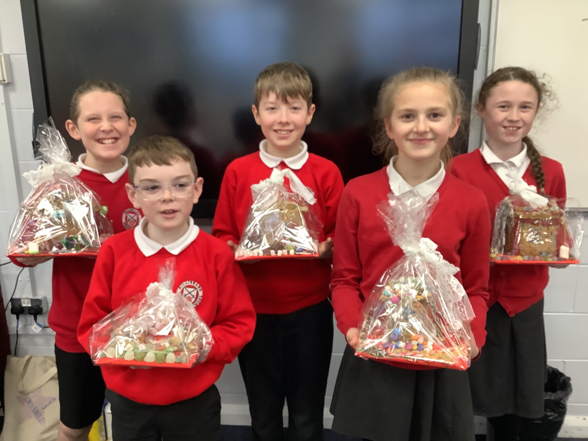 Image of Y6 Gingerbread Houses