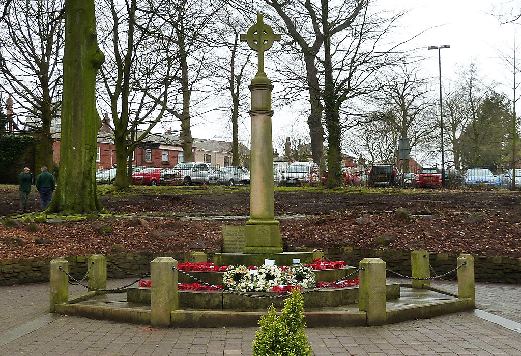 Image of Year 3 at Astley Park Cenotaph