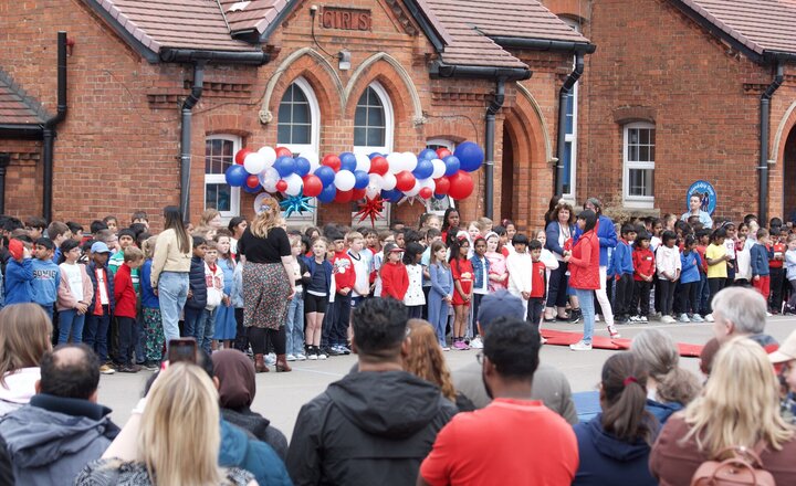 Image of Gorse Hill School Commemorates VE Day