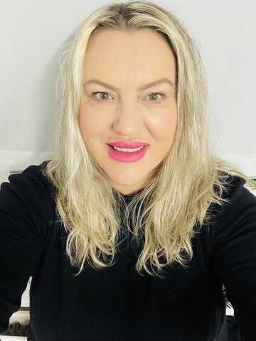 Ms Lenka