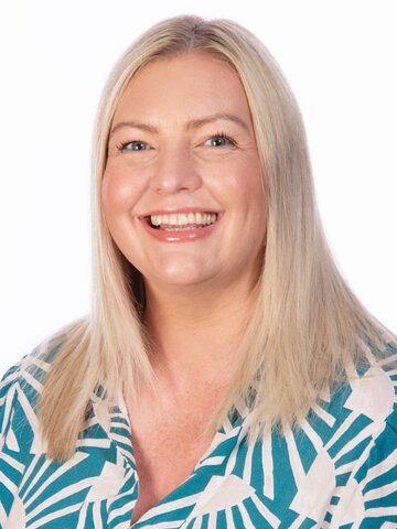 Ruth Davies