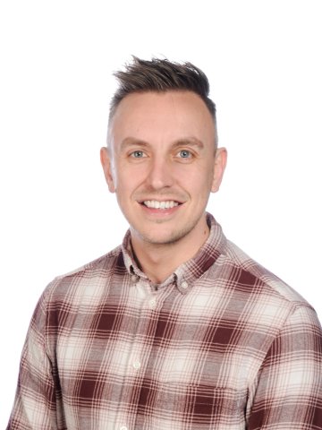 Mr A Fraser-Hurst