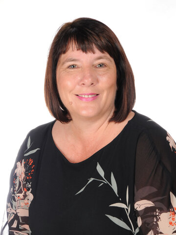 Mrs A-M Hunt