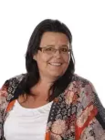 Miss D Budden Executive Headteacher