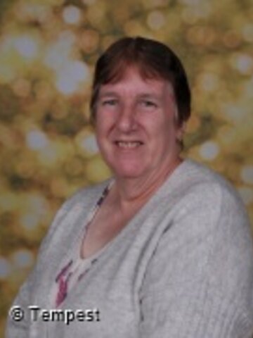 Angela Yallop