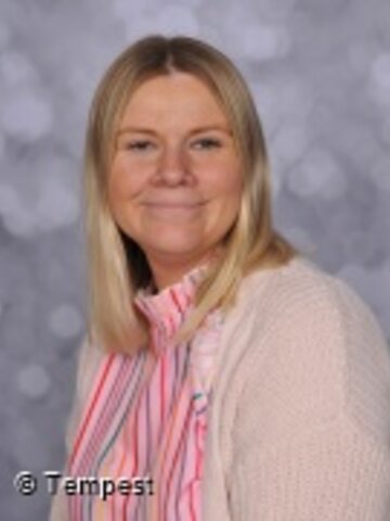 Nicola Bradley