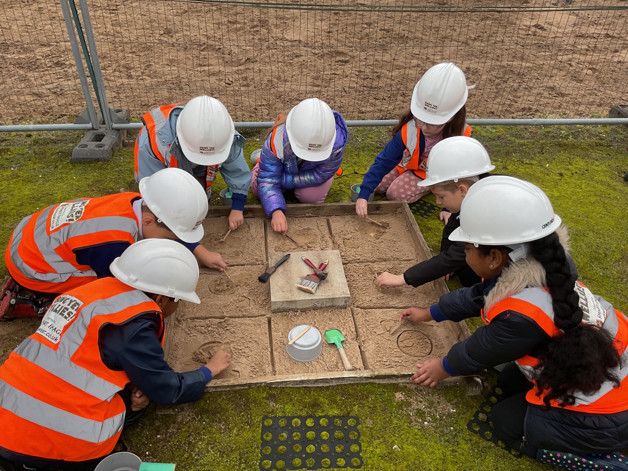 Image of Y3 are archaeologists!