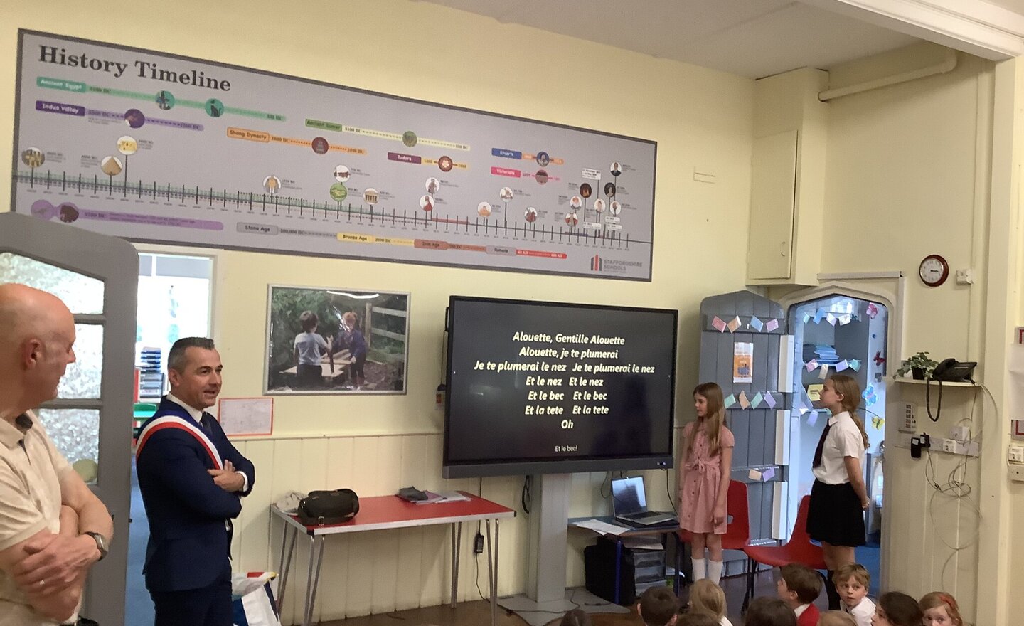 Image of A visit from Awoingt