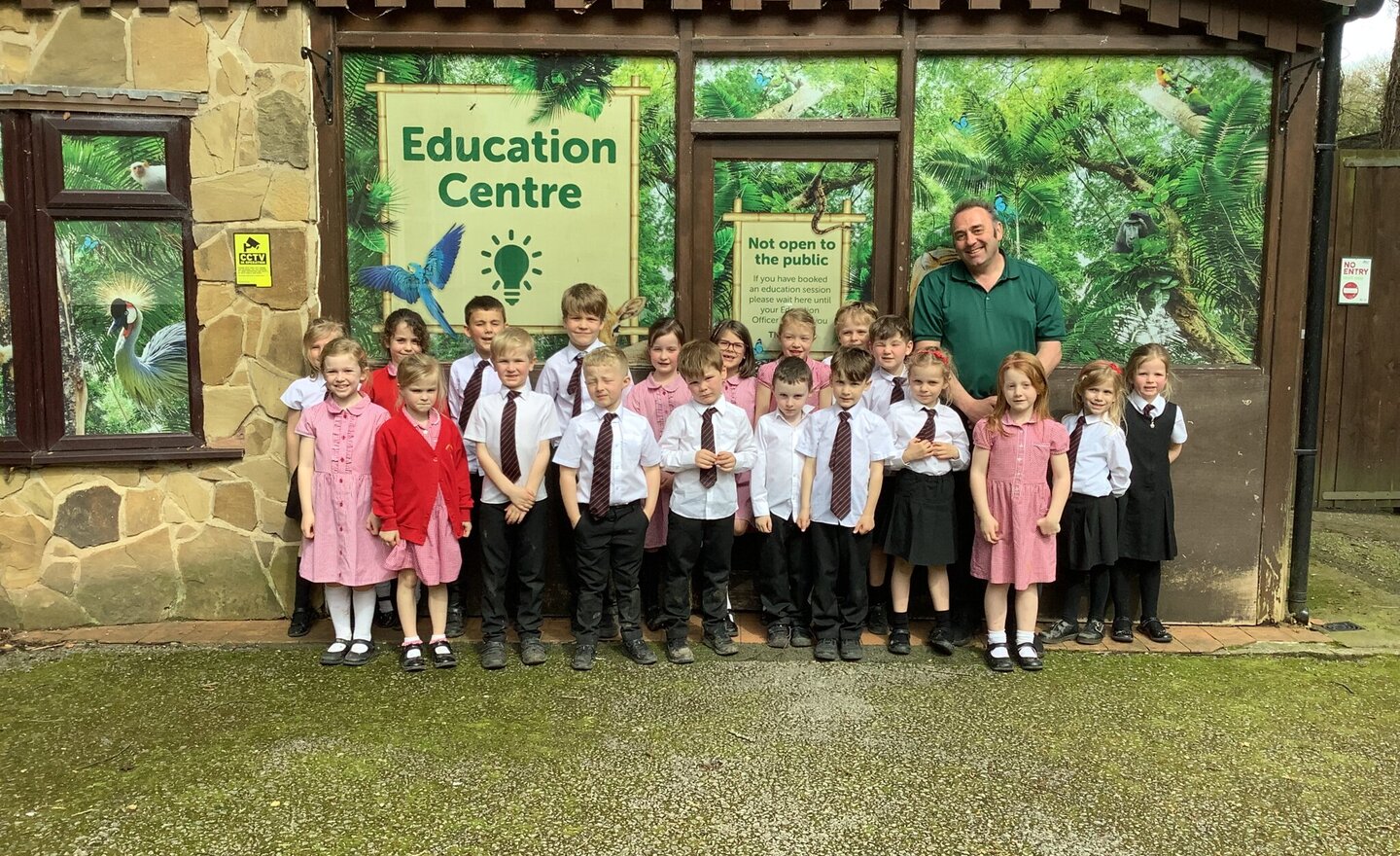 Image of Drayton manor zoo