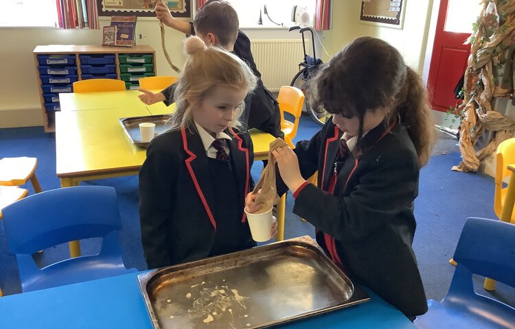 Image of Creating a replica digestive system