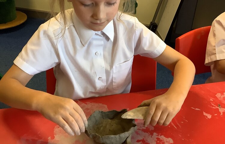 Image of Making Wedgwood Pots