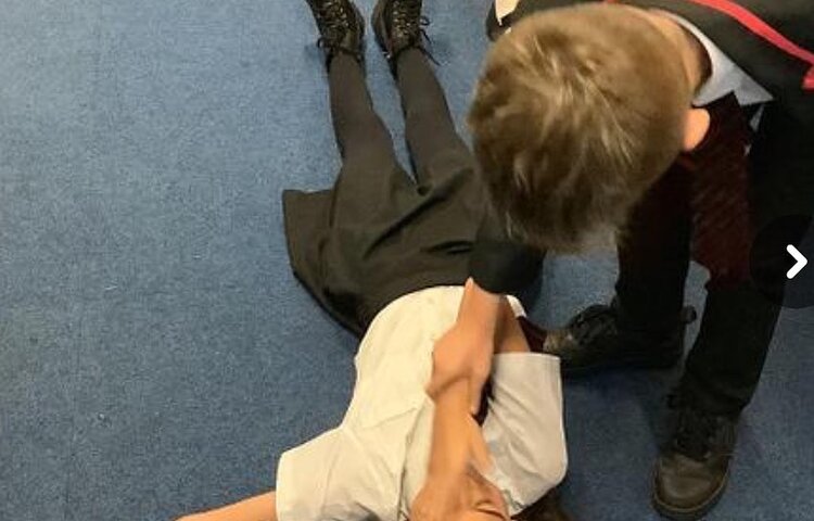 Image of First aid time 