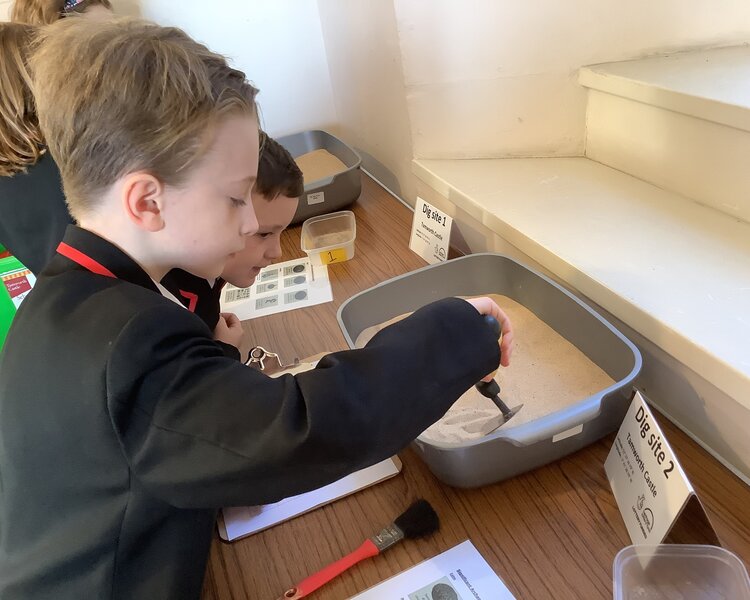 Image of Anglo Saxon Archeologists at Tamworth Castle