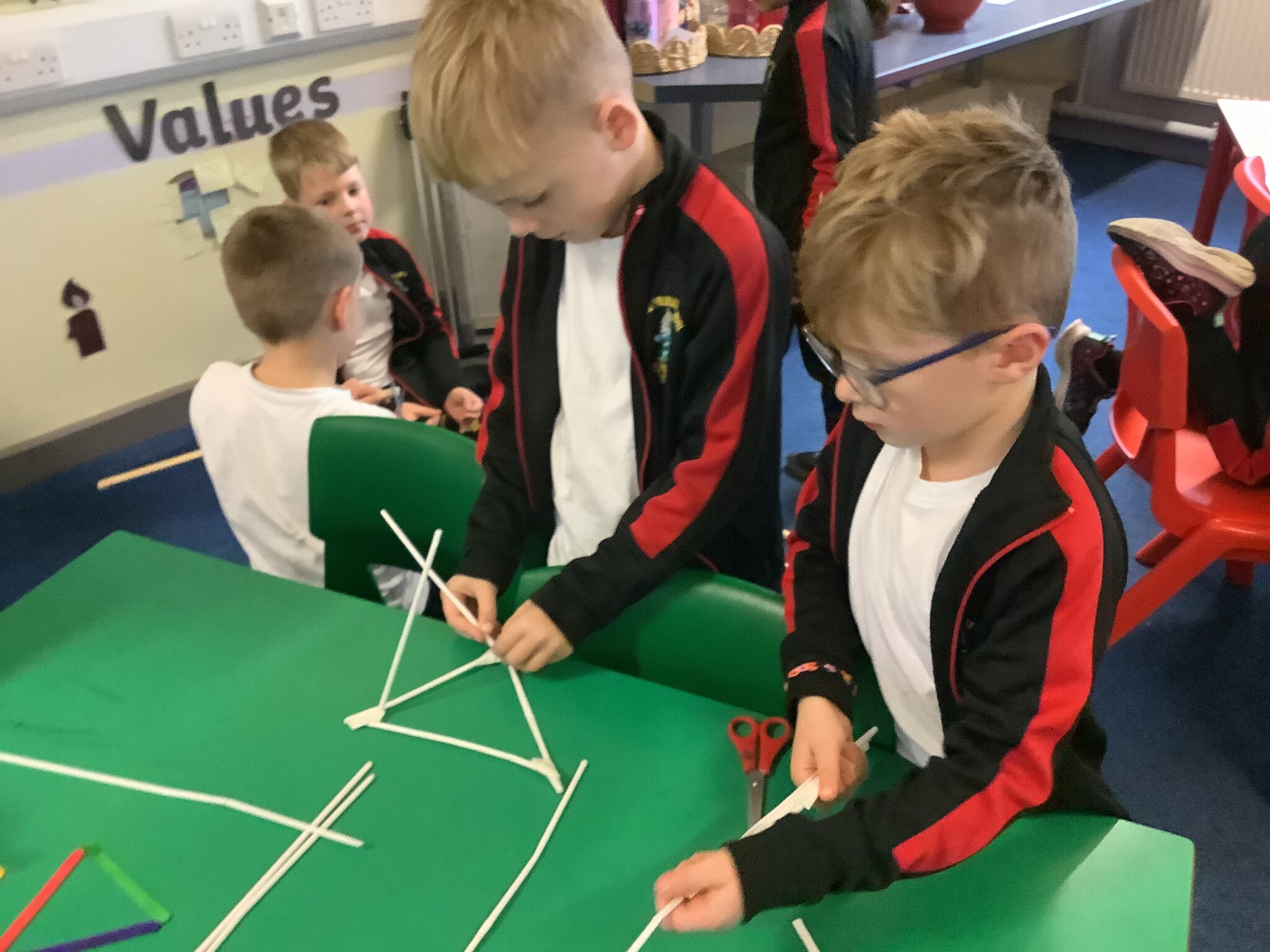 Image of Can we make a waterproof shelter for Incy Wincy?