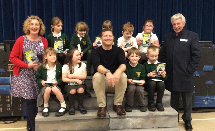 Image of Year 2’s Visit to meet Dermot O’Leary