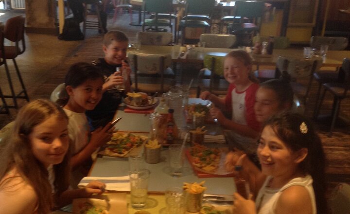 Image of Year 6 Leavers Meal