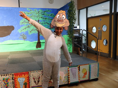 Image of 'King of Pride Rock' Yr 6 Production - July 2021