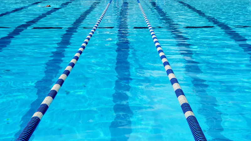 Image of Swimming v QEGS