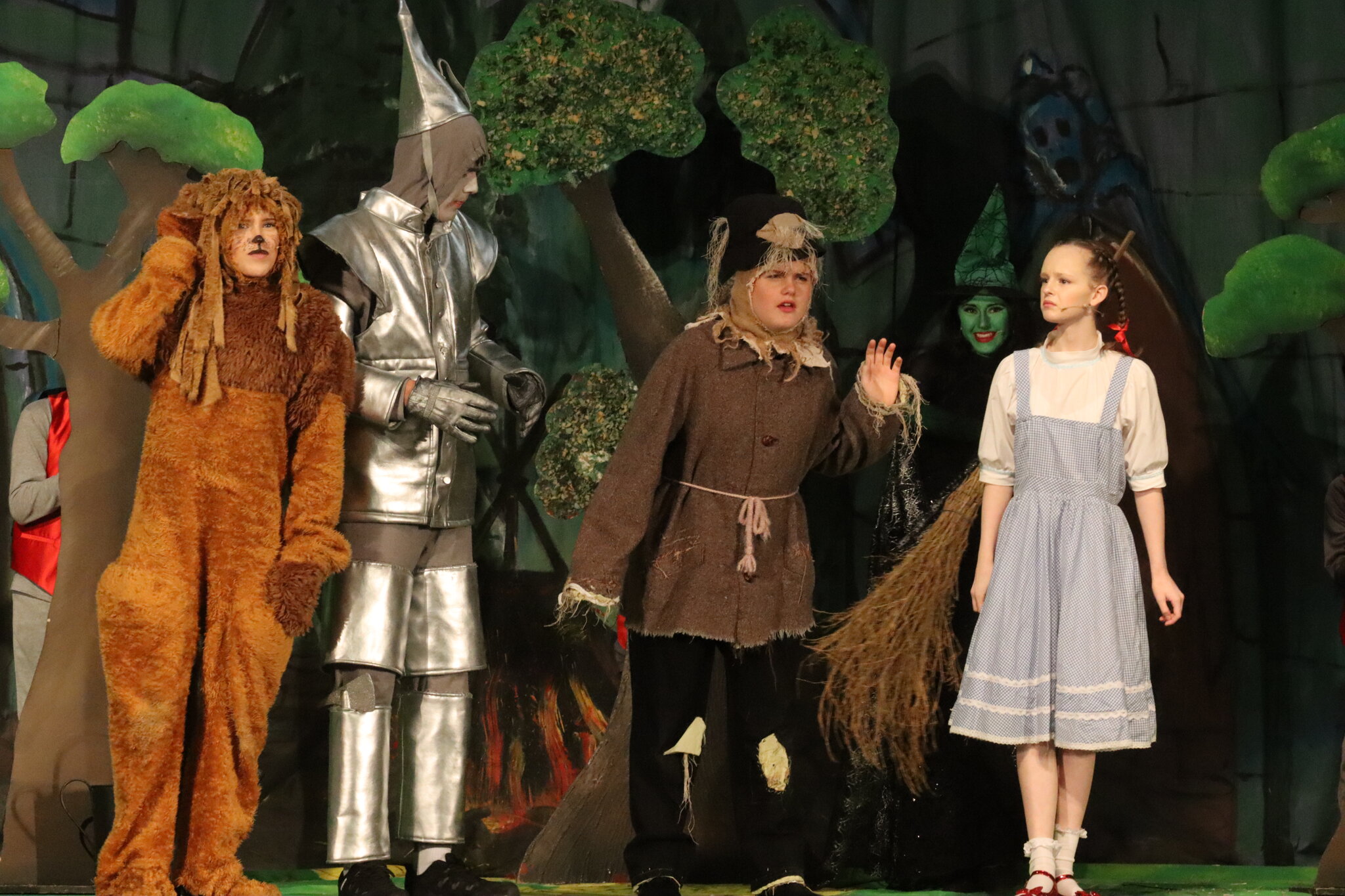 Image of KGS Drama's exceptionally talented cast showcase their 2023 production, 'The Wizard of Oz' 