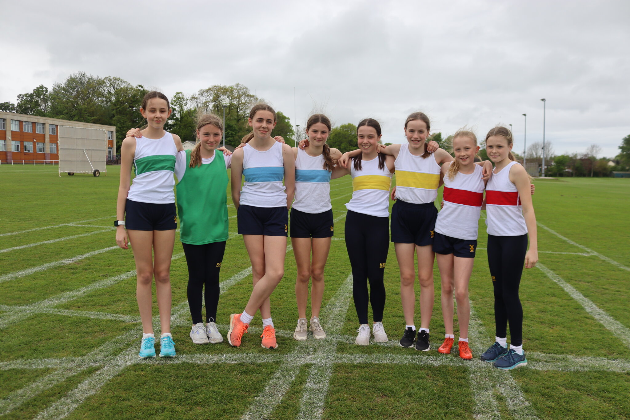 Image of Aimee, Seth and Freya win their 1500m preliminary races