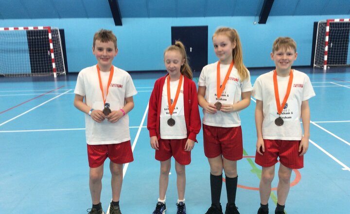Image of Year 6 Badminton