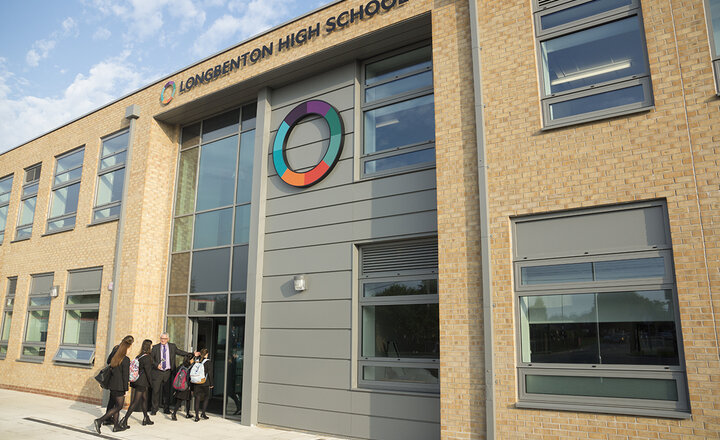 Image of First students arrive at Longbenton High School