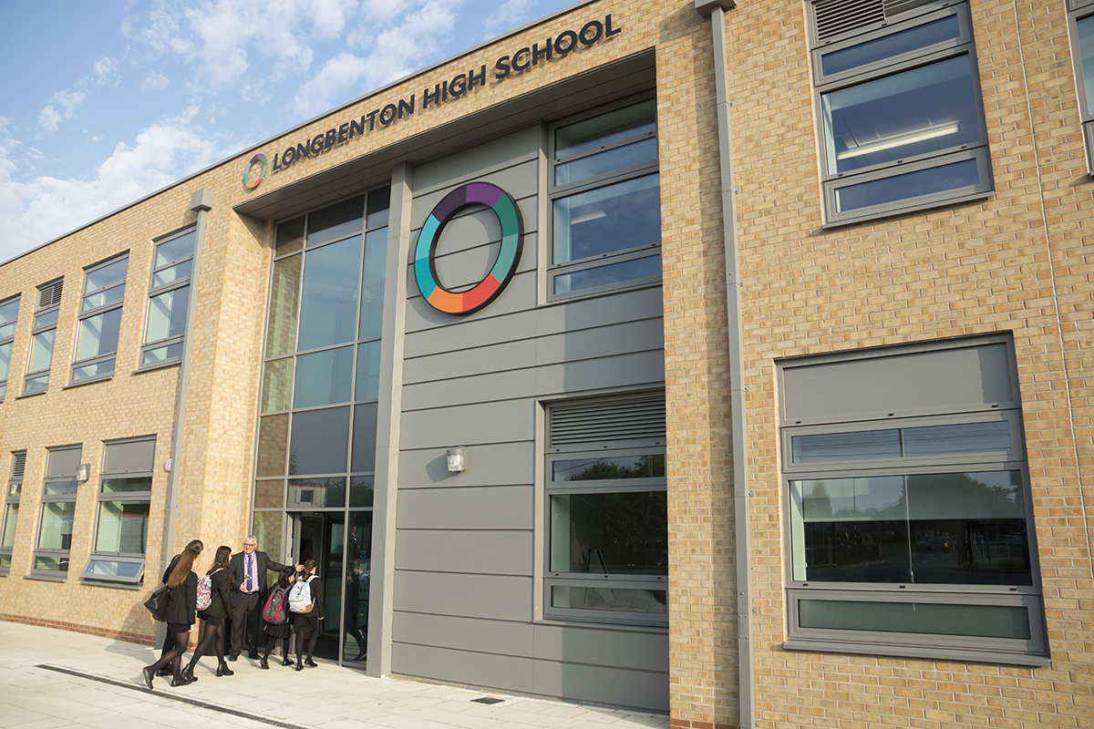 Image of First students arrive at Longbenton High School