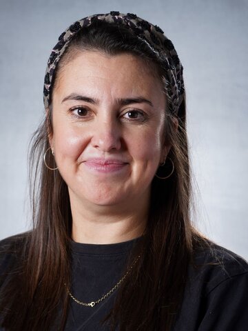 Mrs Danielle Parry 