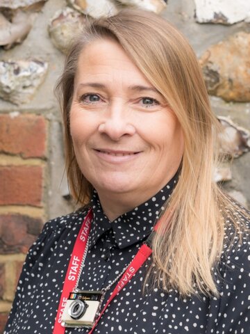 Mrs S Beck