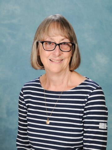 Mrs Karen Hesketh