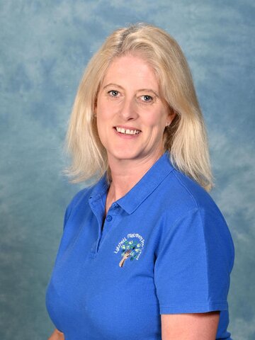 Mrs N Hayward